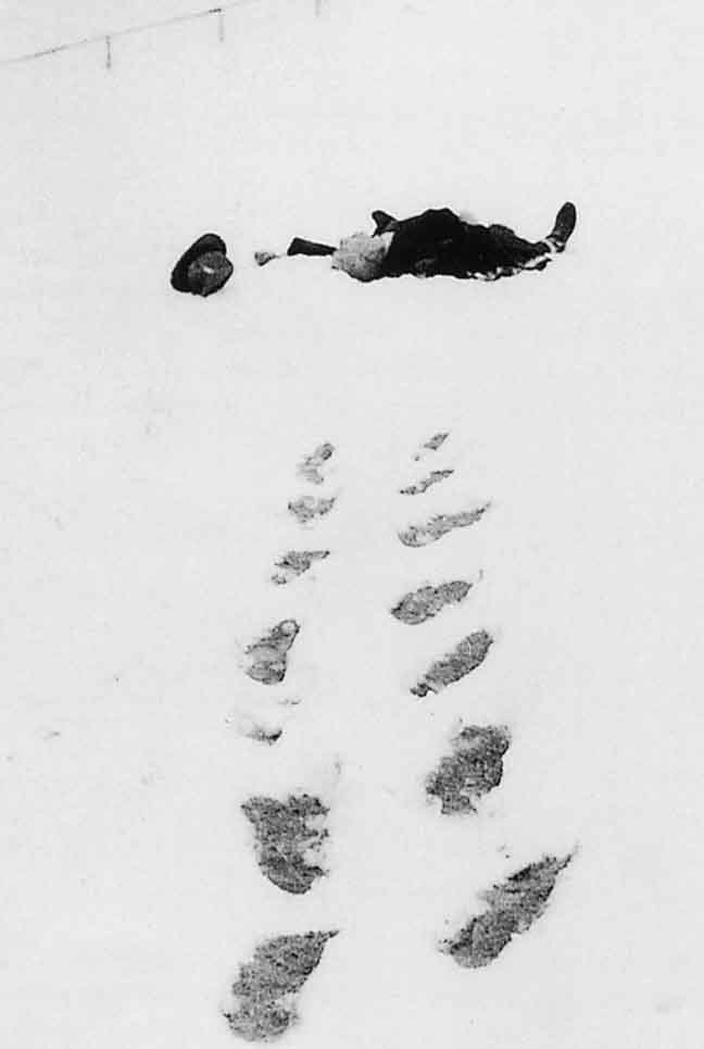 Fotografie eines verstorbenen Robert Walsers